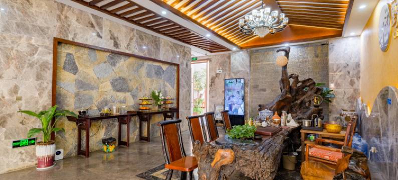 野臻酒店(西双版纳勐海财富广场店)图片