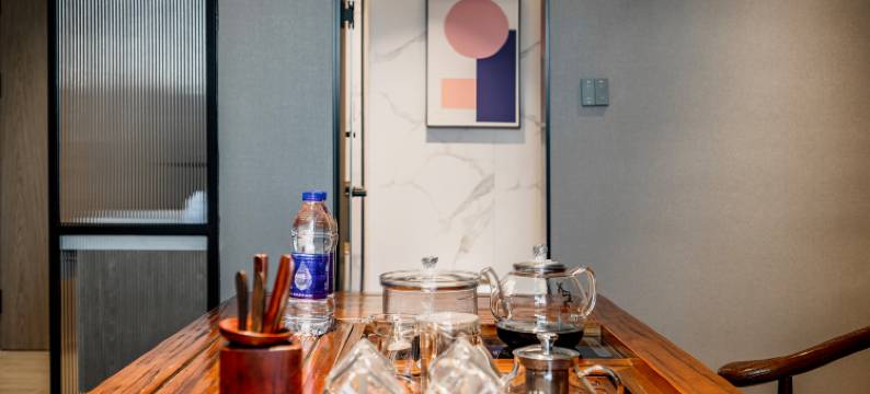 漫庭酒店(乌鲁木齐地窝堡国际机场德港万达店)图片