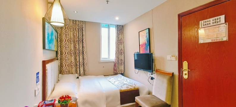 成都飞鸿精品酒店(四川音乐学院西南石油大学地铁站新都校区)图片