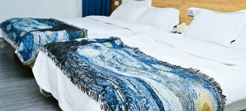 美栖高空江景民宿(重庆解放碑洪崖洞店)图片