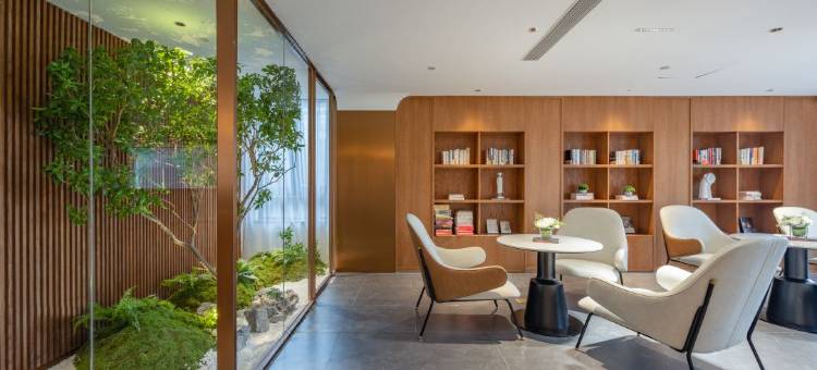 艺龙安云酒店(上饶万达广场双塔公园店)图片