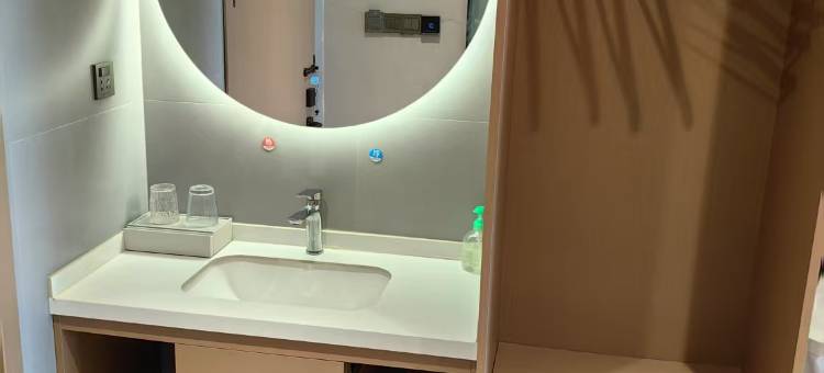 乐源酒店(扶沟人工湖高铁南站店)图片