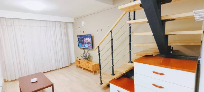 暖心窝民宿(启工街地铁站店)图片