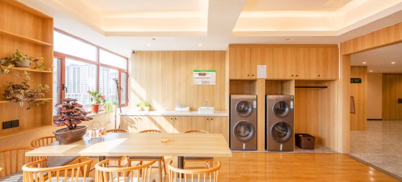 诗卉电影电竞酒店(唐山丰润区大麦广场店)图片