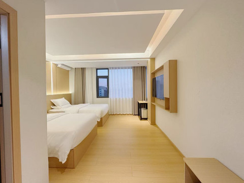 安廷酒店  (曲靖陆良客运北站店)