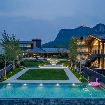 乐富强岱鳌山居图片