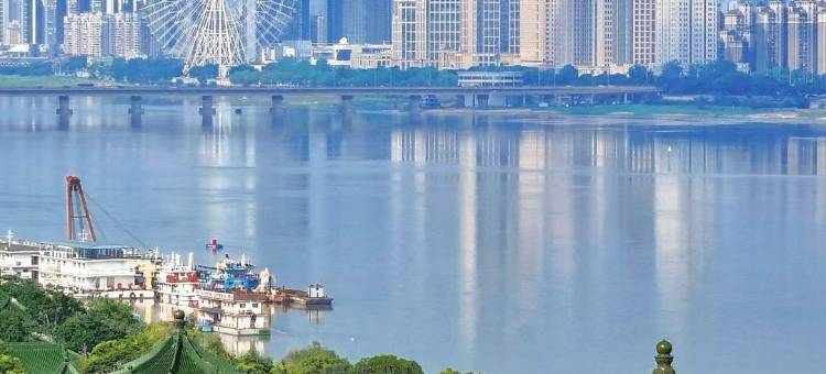 格林豪泰智选酒店(南昌火车站梦时代店)图片