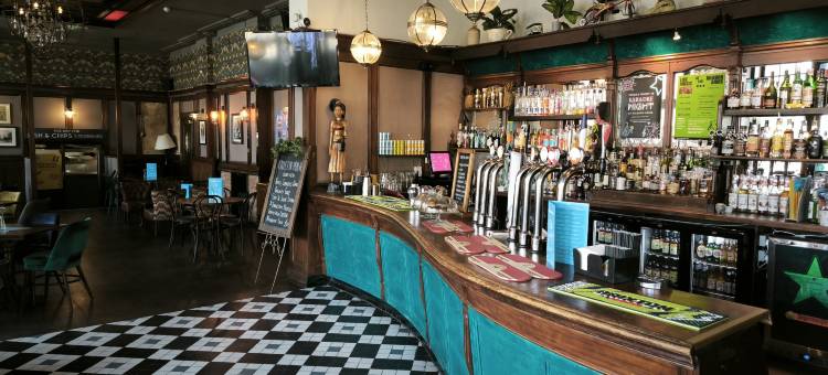 OYO 基尔本阿姆斯(OYO The Kilburn Arms)图片