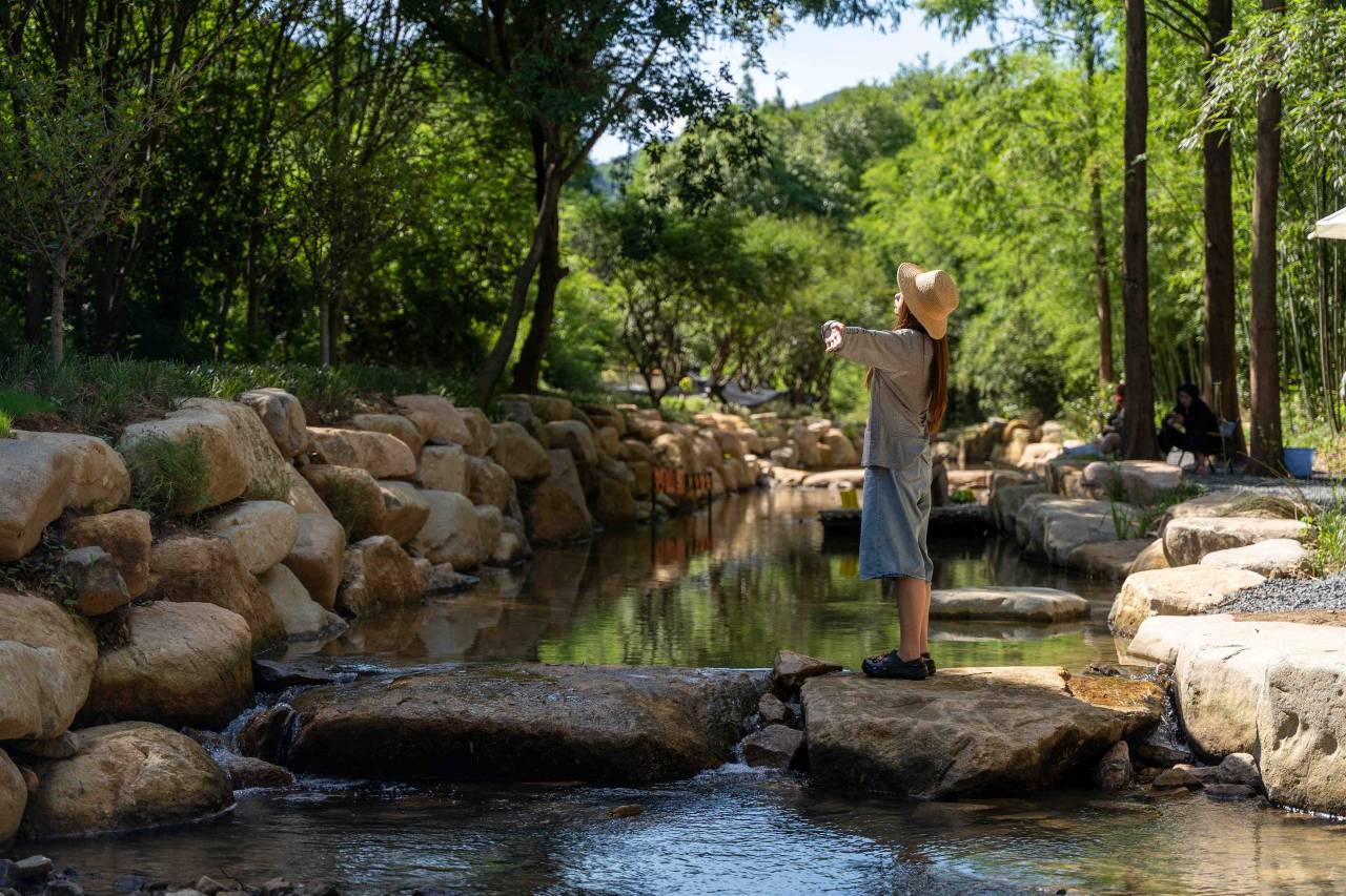 湖州妙山里·花园私汤度假民宿(长颈鹿庄园店)图片