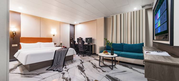 蚂蚁·光年电竞酒店(惠州仲恺高新区潼侨公园店)图片