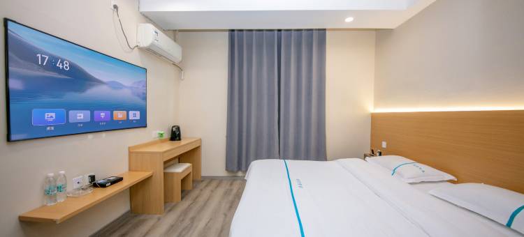 德阳玛吉阿米客栈(五洲广场工程大学店)图片