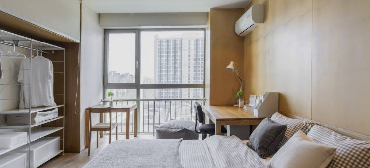 城家高级公寓(上海宝杨路地铁站店)图片