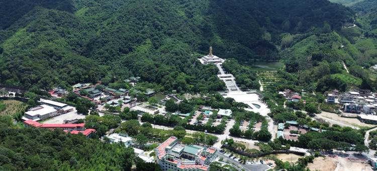 平和仰圣山庄(三平寺店)图片