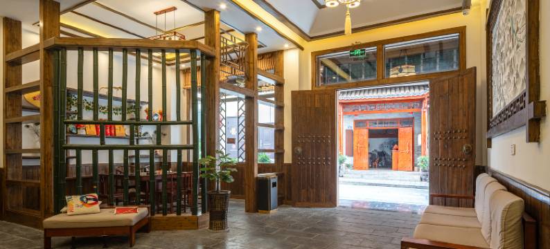 楼中小阁客栈(张家界武陵源森林公园店)图片