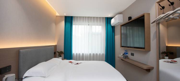 云栖·雅舍酒店(长春伪满皇宫火车站店)图片