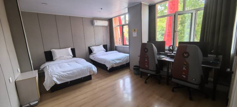 元泊电竞酒店图片