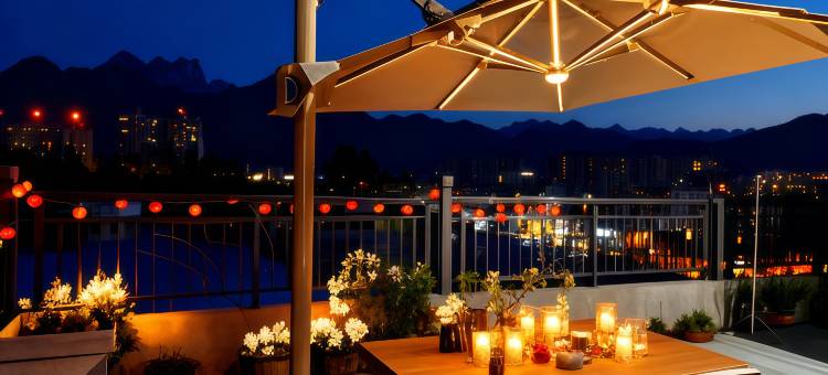 云起山下酒店(华山北站华岳大道店)图片