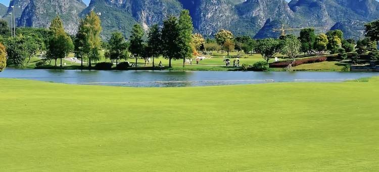 白玉兰酒店(桂林站象鼻山景区店)图片