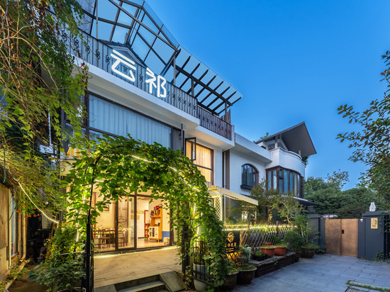 云祁 YunQi lnn·科技与美学·民宿(杭州西湖灵隐寺店)