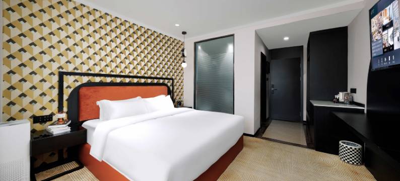  L态度酒店(中山兴中广场华发商都店)图片