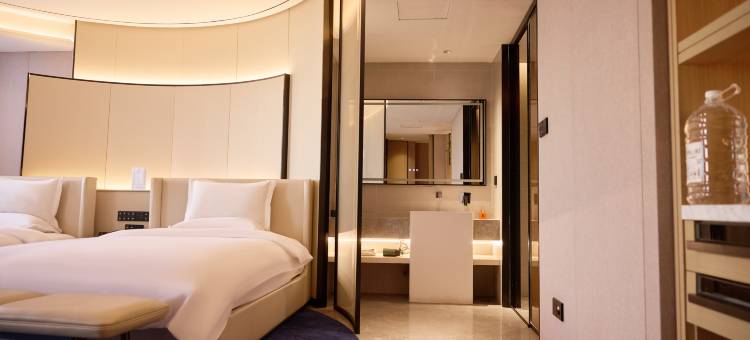 盂县紫轩国际酒店(金龙西街凯通购物广场店)图片