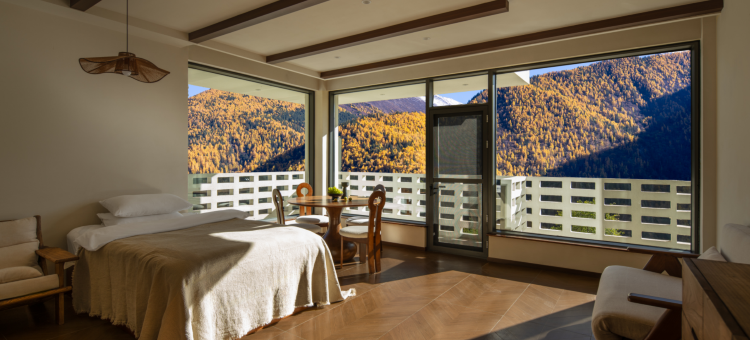 向春山·倦归丨半山隐墅(四姑娘山双桥沟景区店)图片