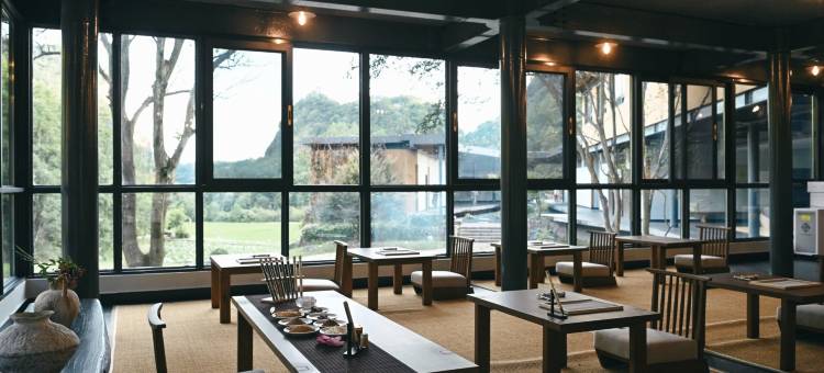 ANAPANA安纳班纳·泰宁图片