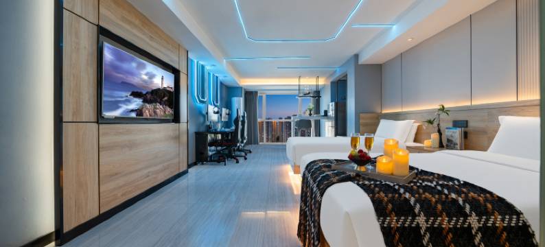 叶与晨电竞电影酒店(石家庄新石中路店)图片