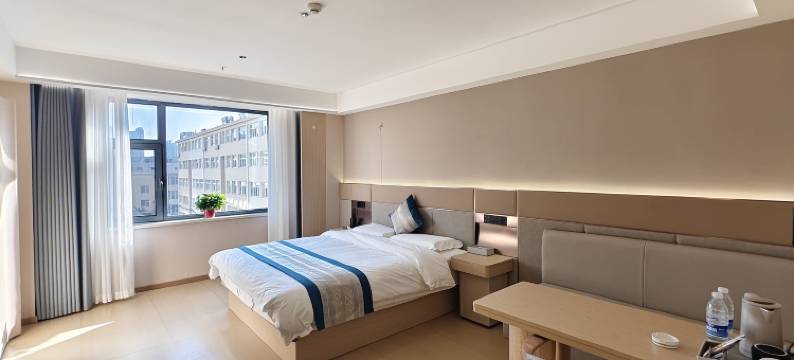 星季酒店(太原南内环街老军营小吃街店)图片