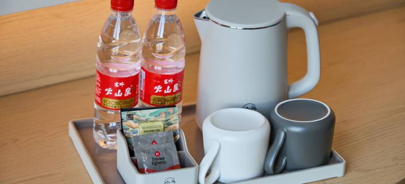 Skyline·拾一庭|高空观景设计师美学民宿(大同古城店)图片