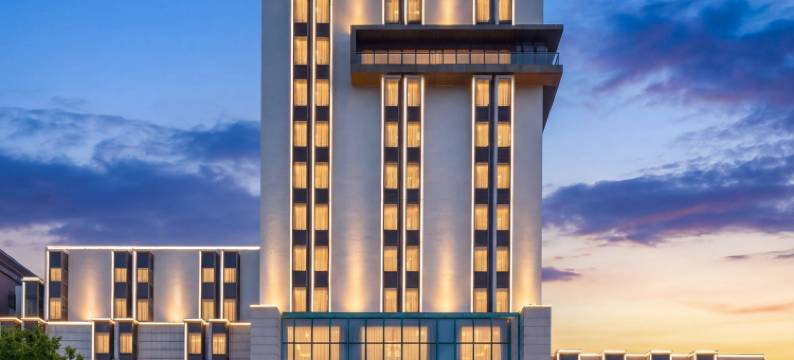 锦州阳光假日酒店(中央大街凌河夜市店)图片