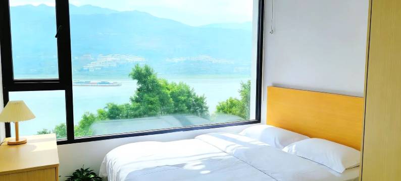 烟雨江畔民宿(奉节店)图片