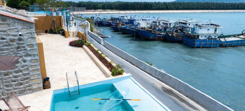 仟里Stay Cluster . 泳池落日海景民宿图片
