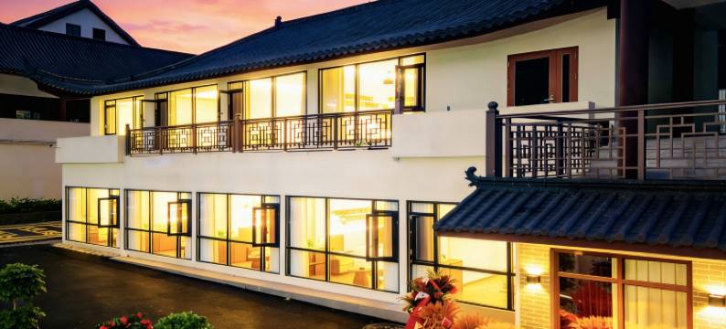 武当山·宇宵居酒店(武当山景区售票处店)图片