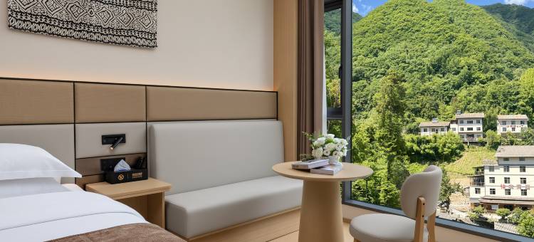 云起·见山|Retreat·度假美宿(神农架木鱼镇店)图片