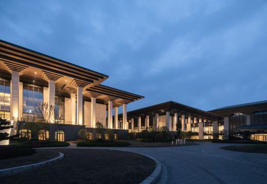 JIANGUO HOTEL ZUNYI Hotel Overview