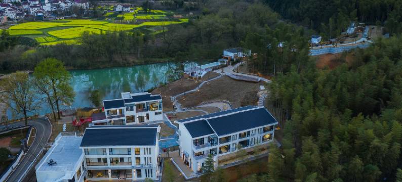 皖南院子·野奢观景民宿 (泾县皖南川藏线月亮湾风景区店)图片