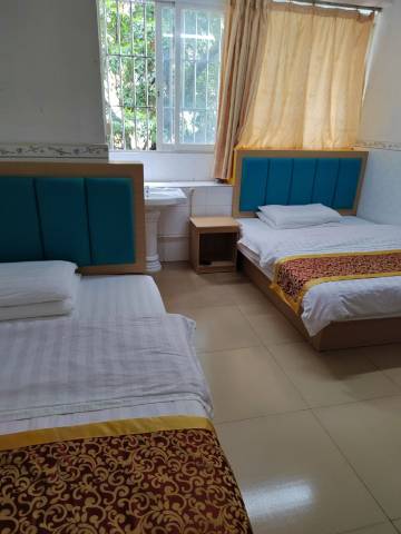 佛山荣发公寓大润发店