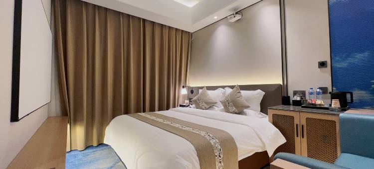 帕克商务酒店(中华北大街柏林庄地铁站店)图片