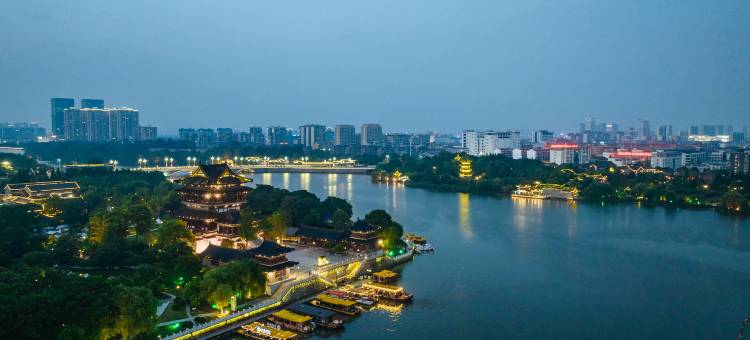 花筑奢·泰州老街凤城河酒店图片