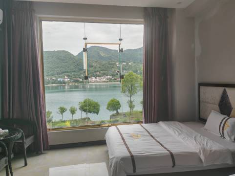 雷波望湖宾馆(马湖景区店)