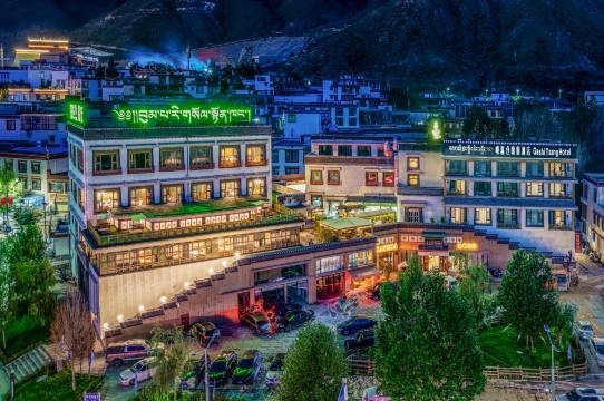 hotel overview picture