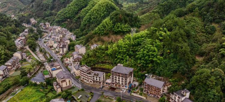 大明山千亩田度假山庄图片