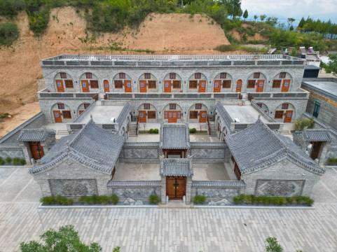 仟那观山酒店(汾西太阳山店)