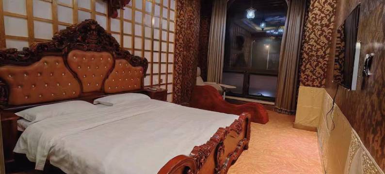 大连十点整主题宾馆图片