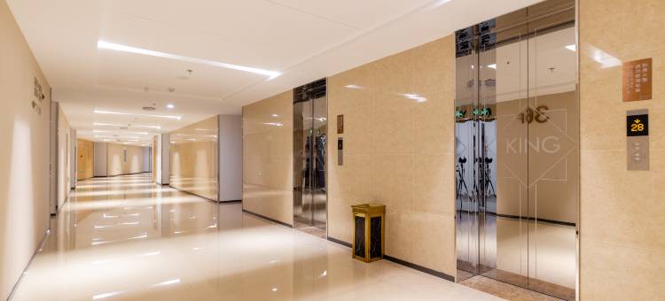 米亚精选观景公寓(青年大街彩电塔夜市店)图片