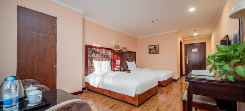 西安唐圣阁酒店(广仁寺洒金桥地铁站店)图片