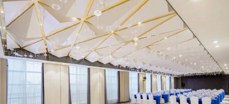 博林酒店Bolin Hotel(阿克苏市天百时尚购物中心店)图片