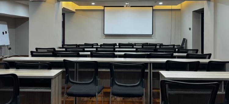 希岸酒店(乌鲁木齐机场德港万达店)图片