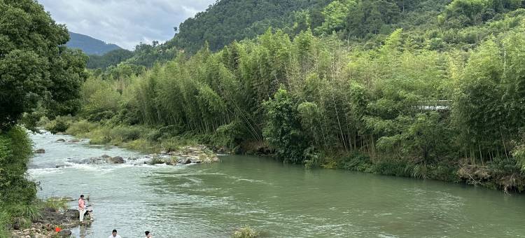 桐庐溪居枕水民宿(茆坪古村店)图片
